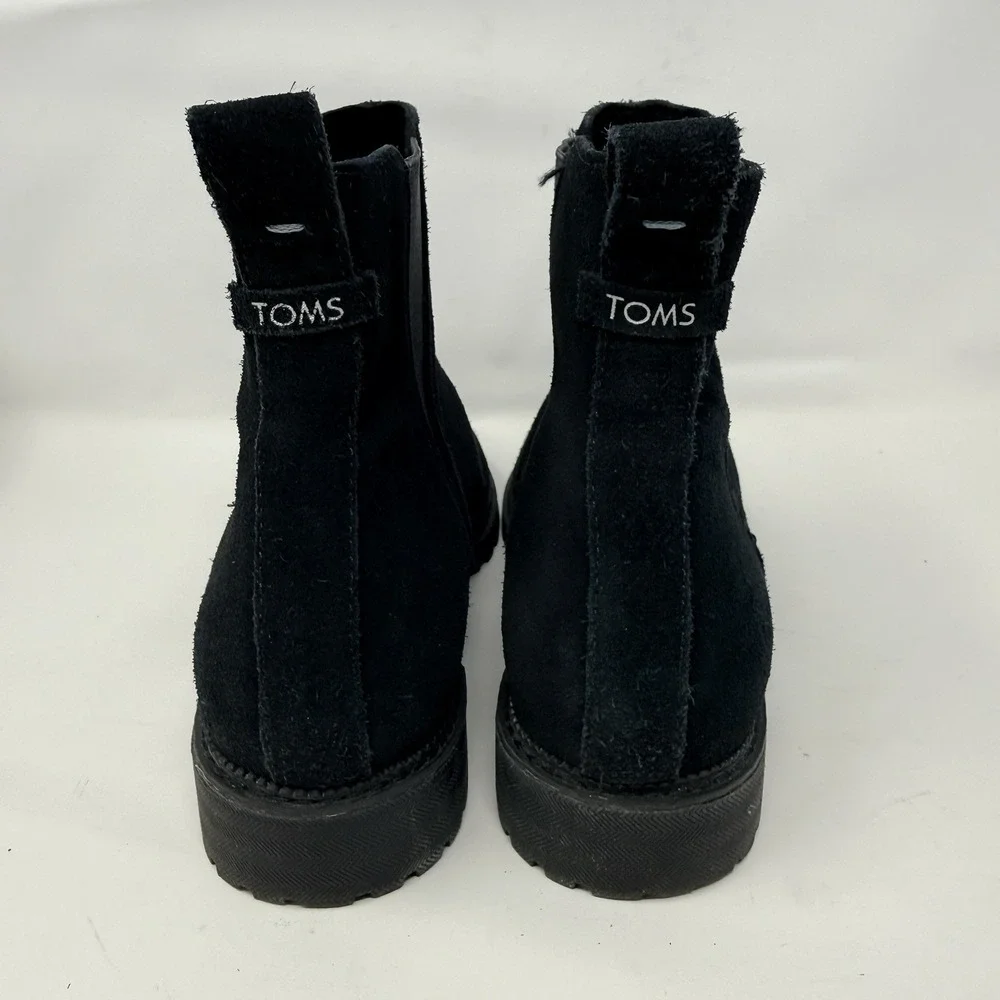 TOMS Cleo Chelsea‎ Boots Women 8.5 Black Suede Lug Sole Ankle Booties